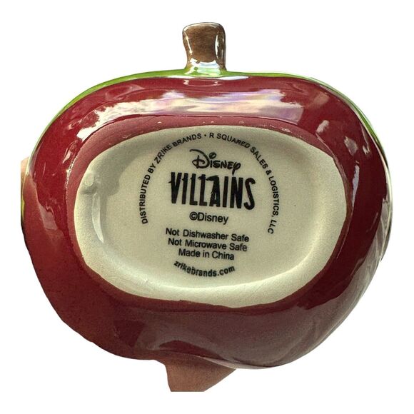 Disney VILLAINS Poison Apple Measuring Cups Set Witchy Decor Goth Hand Painted - Picture 4 of 15